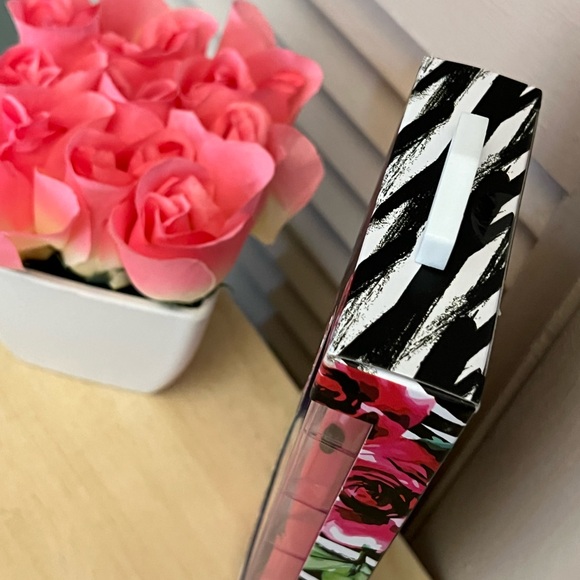 💅🏼NIB BETSEY JOHNSON MANICURE TOOL💅🏼 - Picture 9 of 9